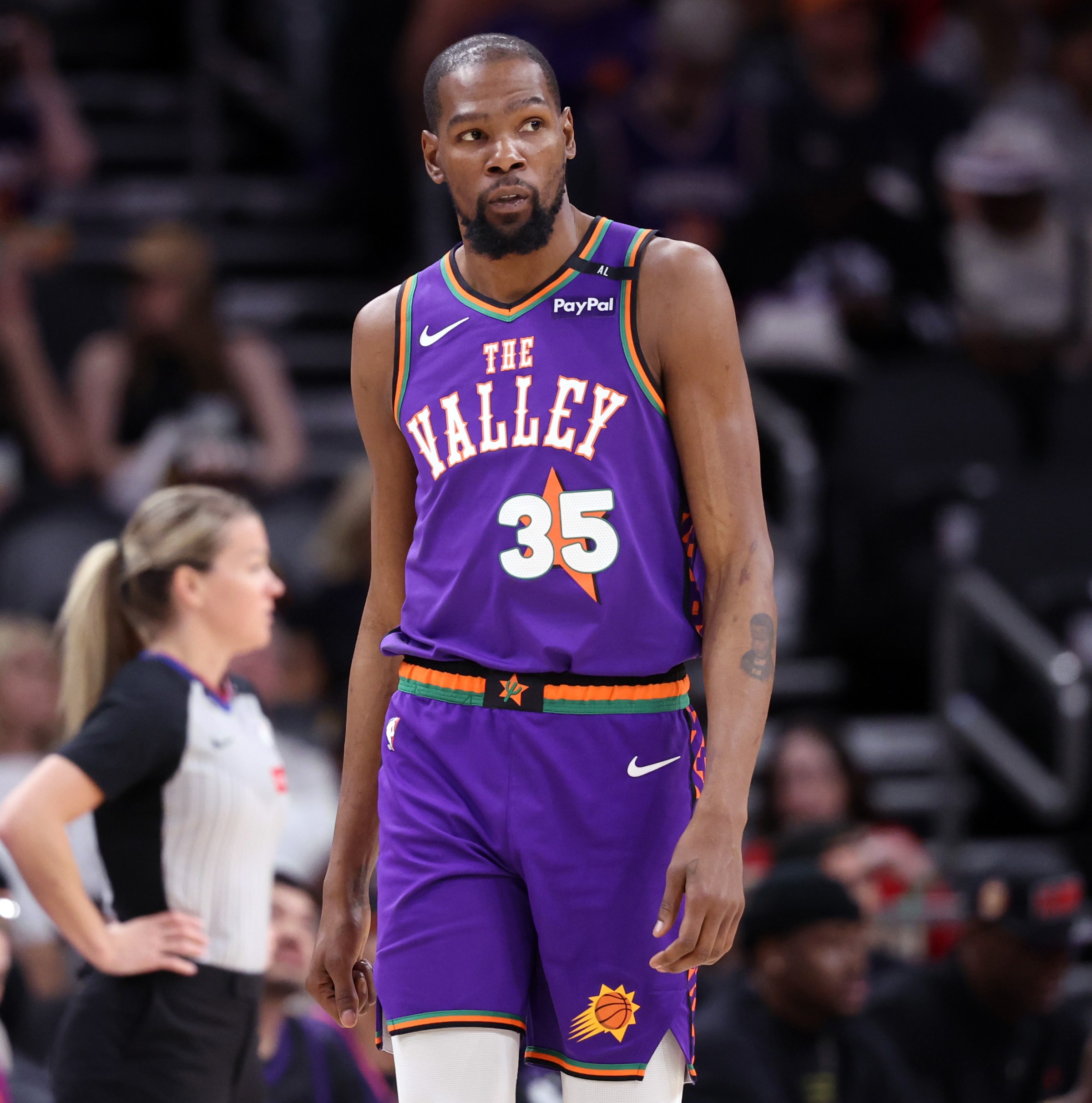 Tim MacMahon says Rockets aren’t going “all in” on Kevin Durant extension