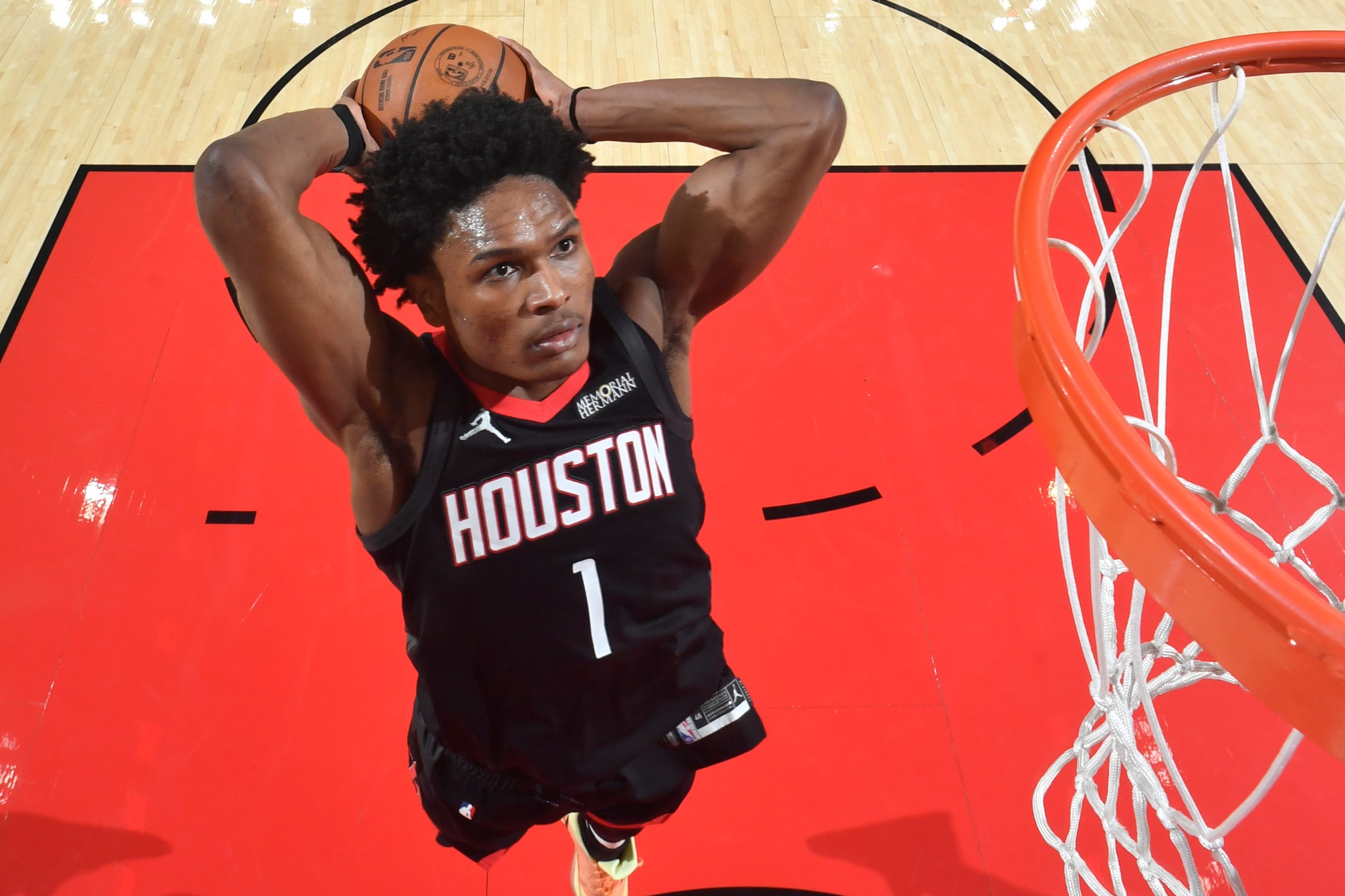 Pacers Motor Into Houston