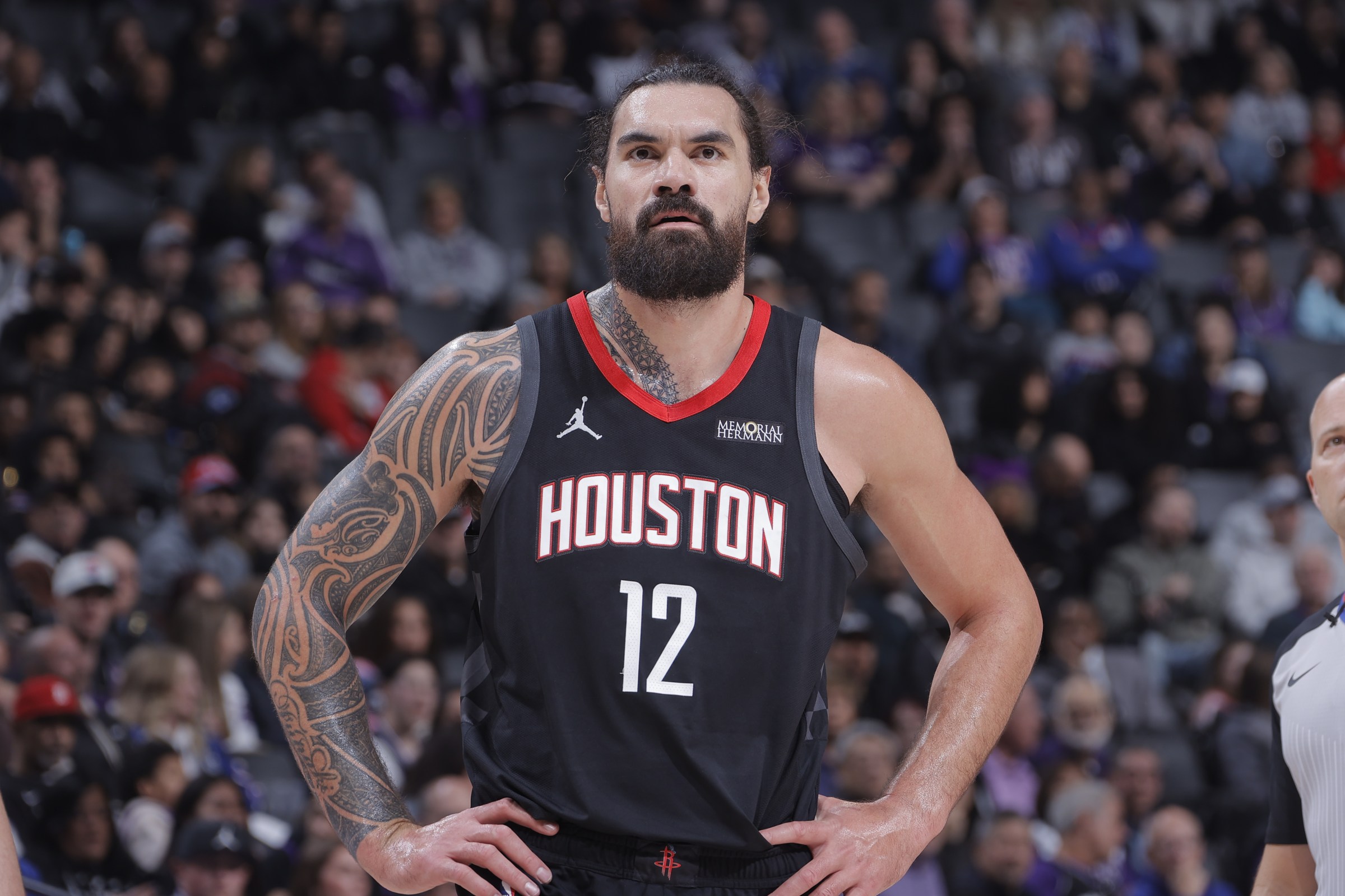 What the Rockets should do with the absence of Steven Adams