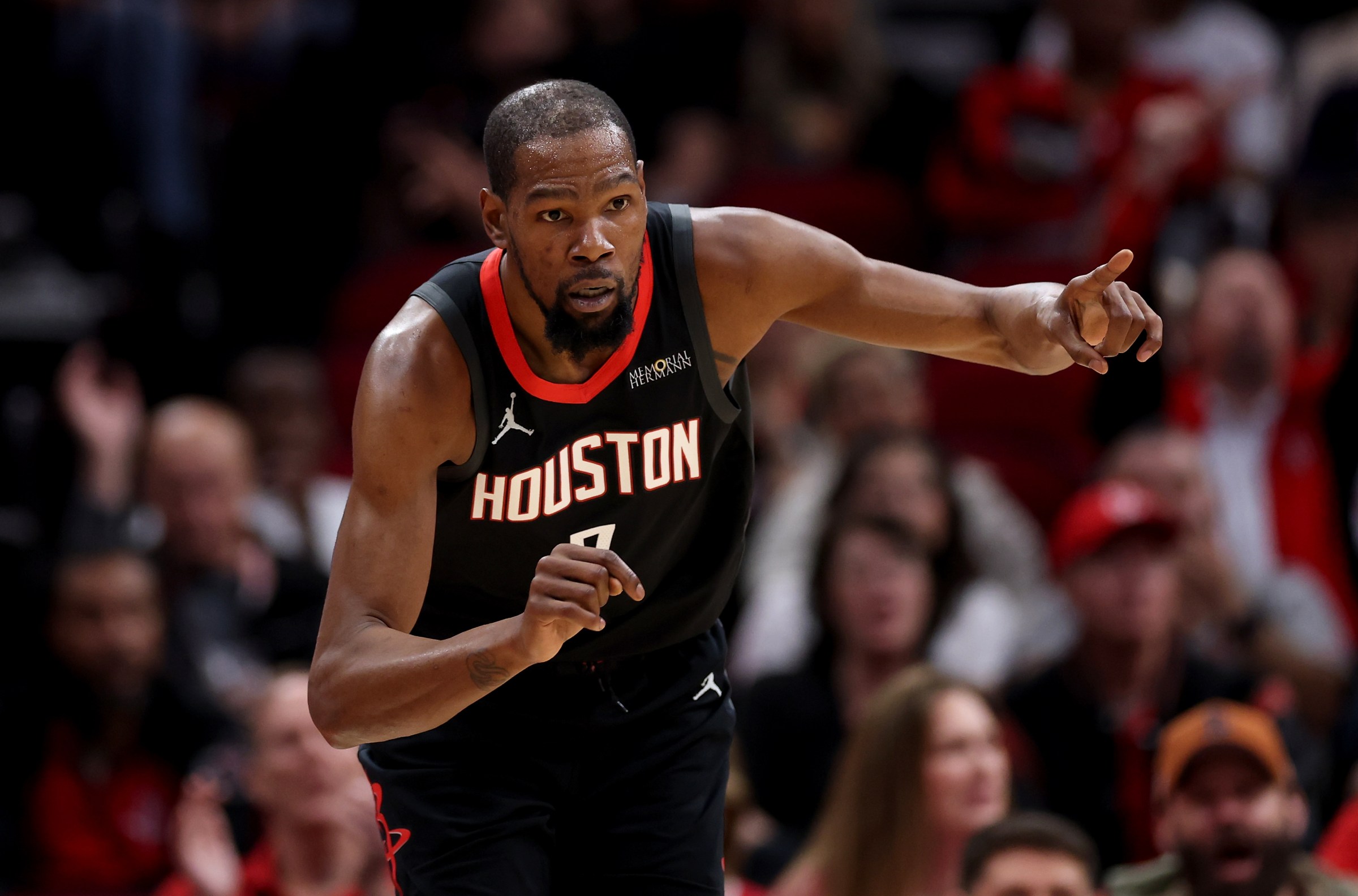 Rockets heading to Florida for Magic