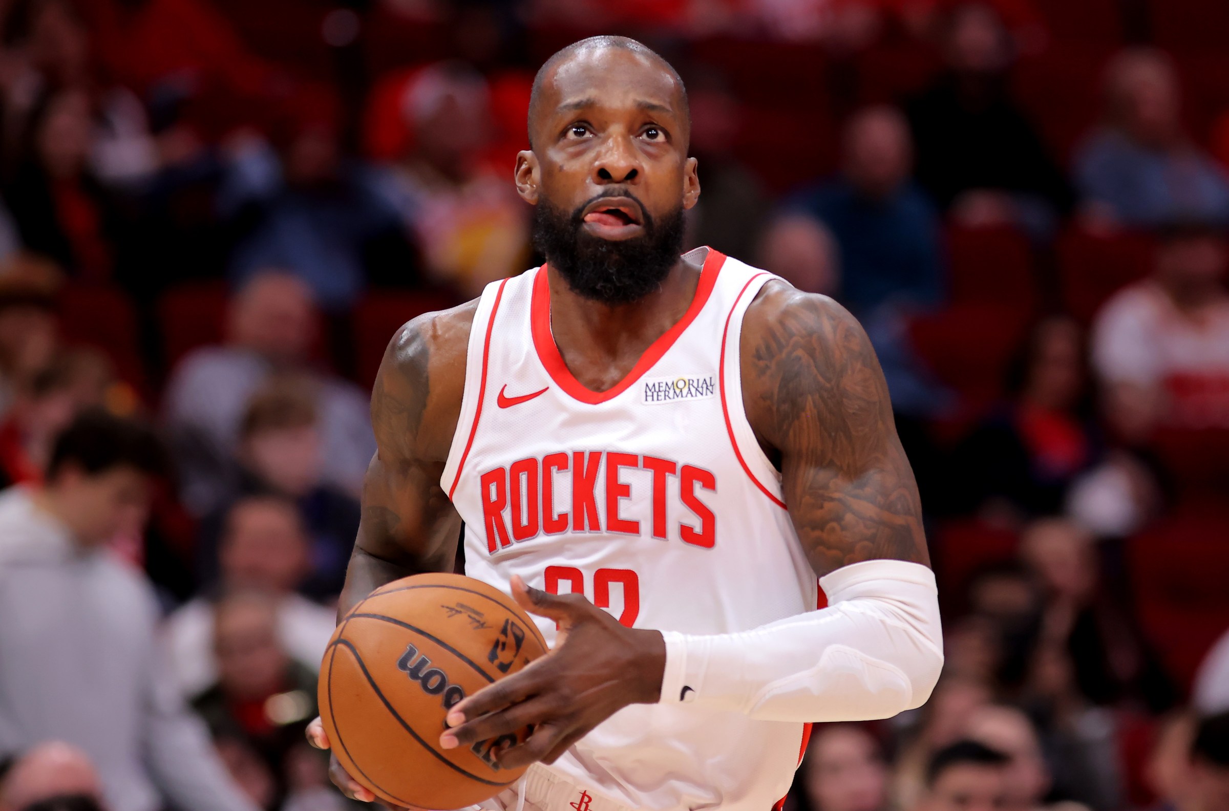 Rockets stung by Hornets 109-99