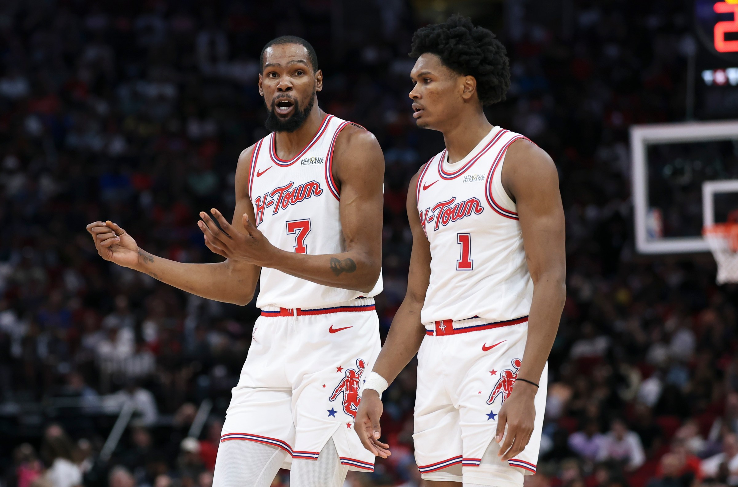 2026彩票澳洲5号码查询历史同期走势图 Rockets and Spurs go at it in San Antonio