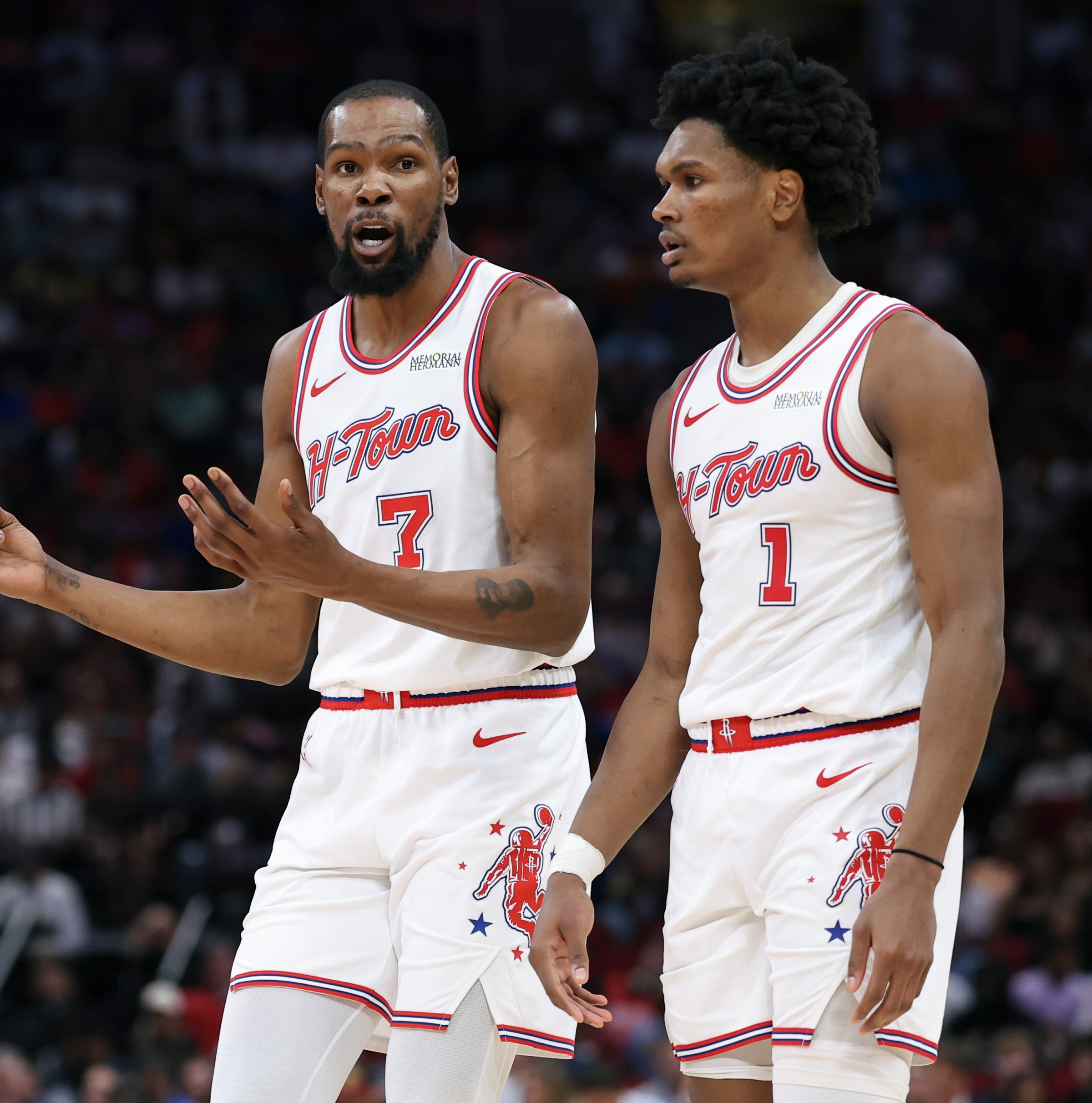 2026彩票澳洲5号码查询历史同期走势图 Rockets and Spurs go at it in San Antonio