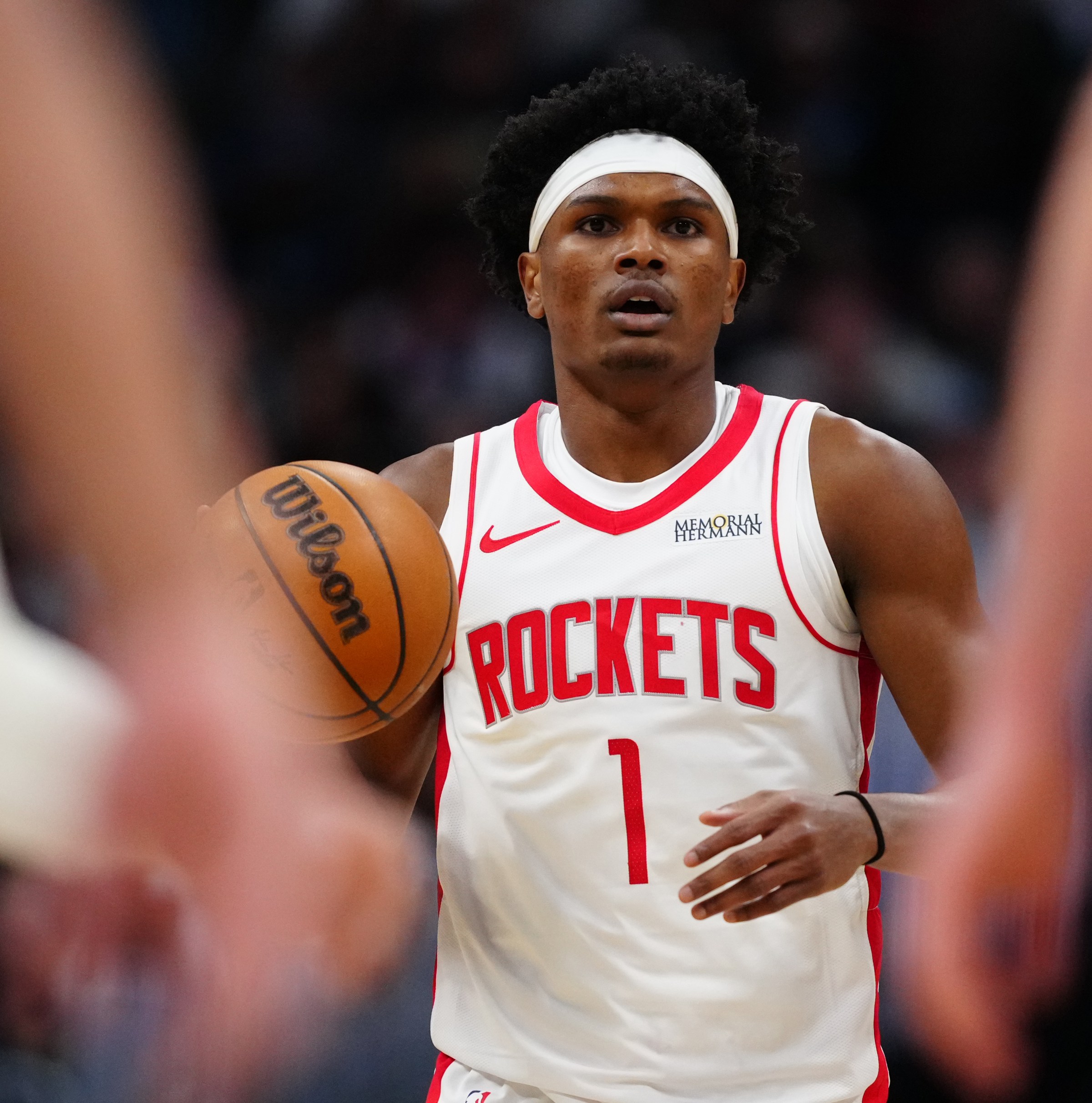 Rockets fall to Nuggets 129-93